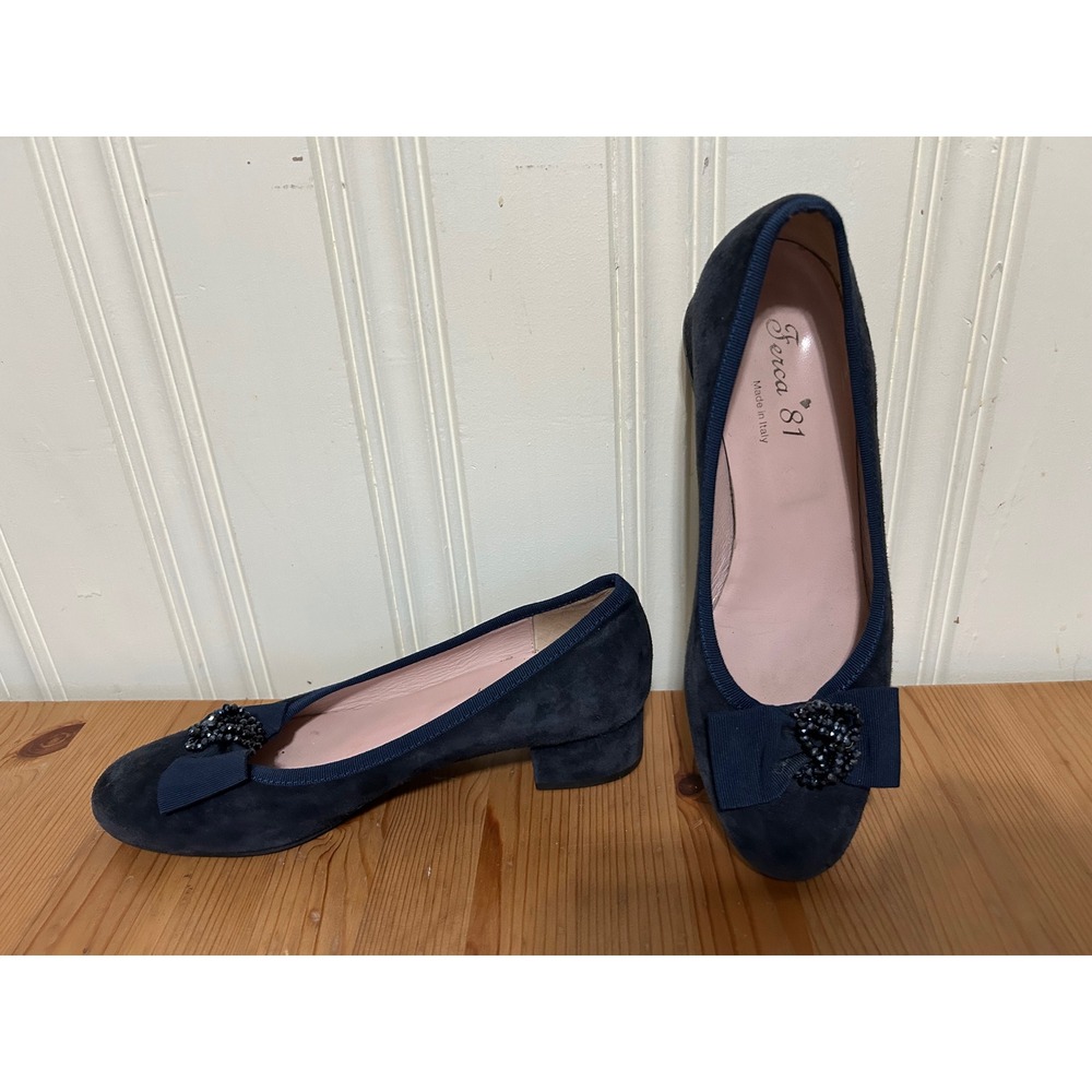 Ferca 81 Navy Blue Suede Bow Bead Designer Heels Made in Italy Sz 39 US 8.5 Lux